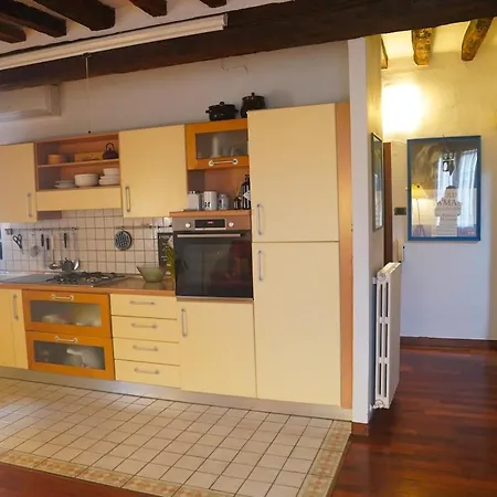 Maison Mondrian, A Due Passi Dal Duomo *