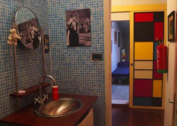 Apartament Maison Mondrian, A Due Passi Dal Duomo Modena